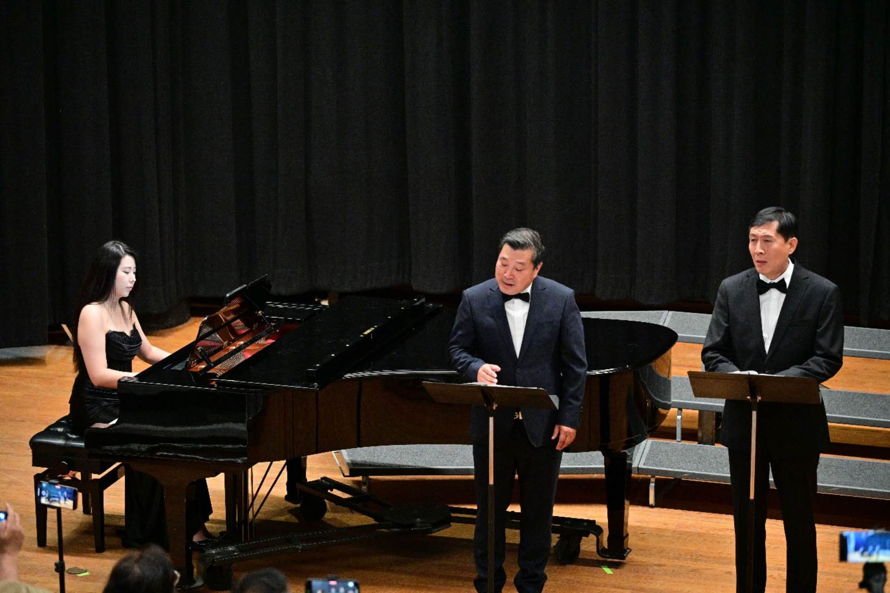 Hellena Yang accompanying two singers in recital